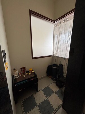 Team Area in 2 BHK Builder Floor at Sector 52 – for Rent