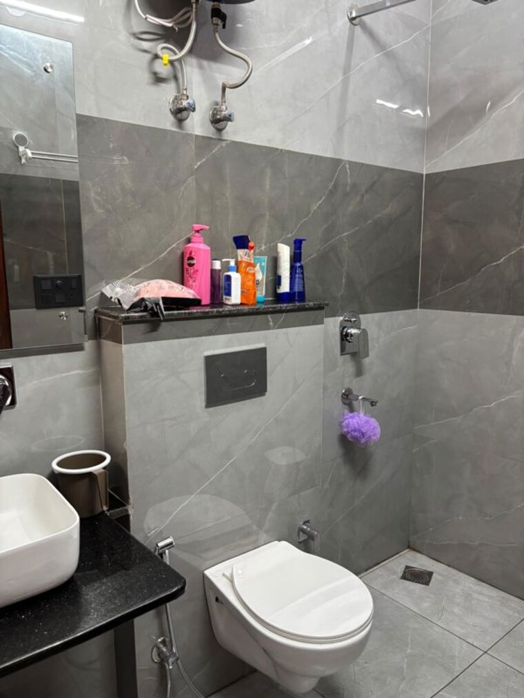 Team Area, sector 52 2 Bedroom 1400 Sq.Ft. Builder Floor In Sector 52 Gurgaon 10727515