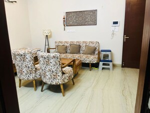 Living Room in 2 BHK Builder Floor at Sector 52 – for Rent