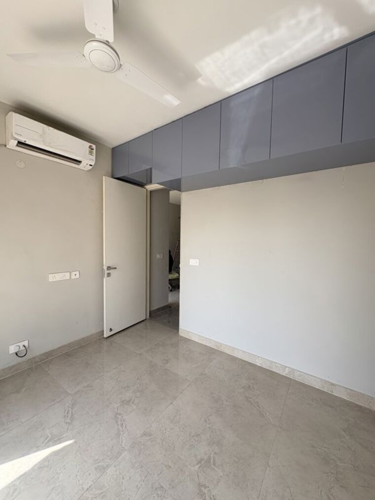 Bedroom, signature-global-city-81 2.5 Bedroom 1200 Sq.Ft. Builder Floor In Sector 81 Gurgaon 10727626