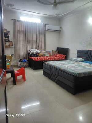 Bedroom in 2 BHK Builder Floor at Sector 15 – for Rent