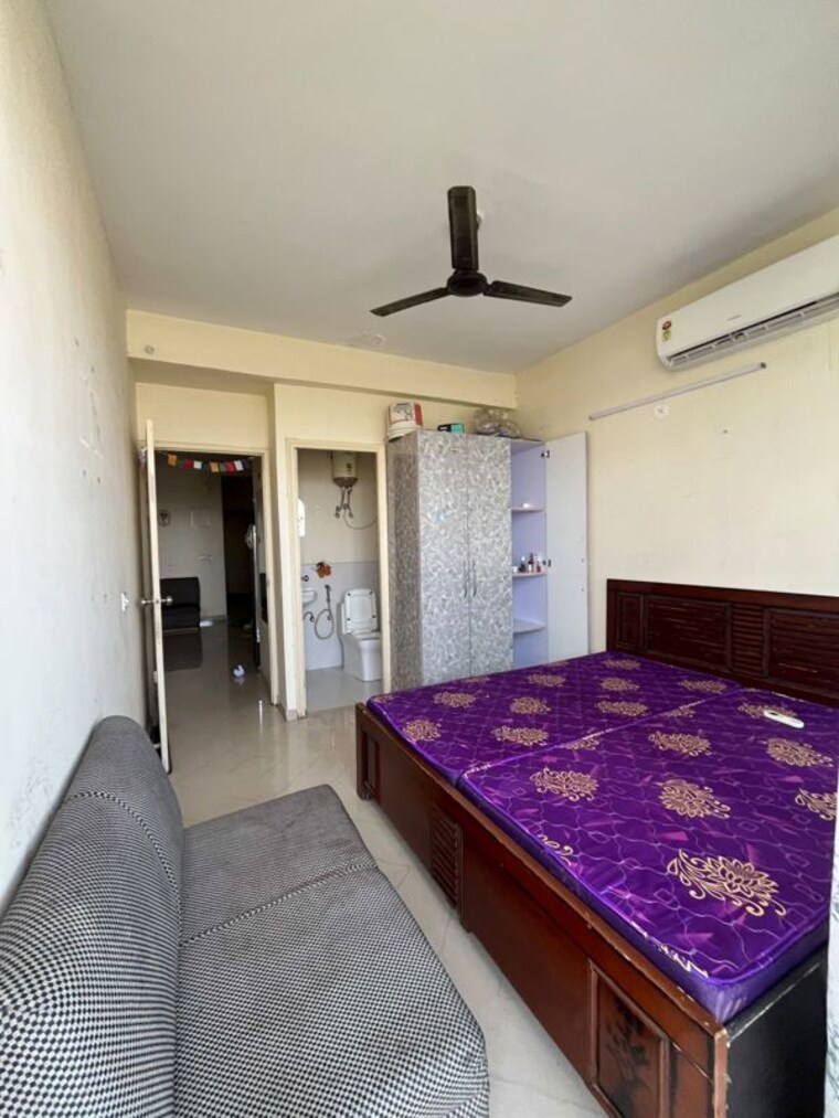 Bedroom, pyramid-fusion-homes 2 Bedroom 698 Sq.Ft. Apartment In Sector 70a Gurgaon 10727656