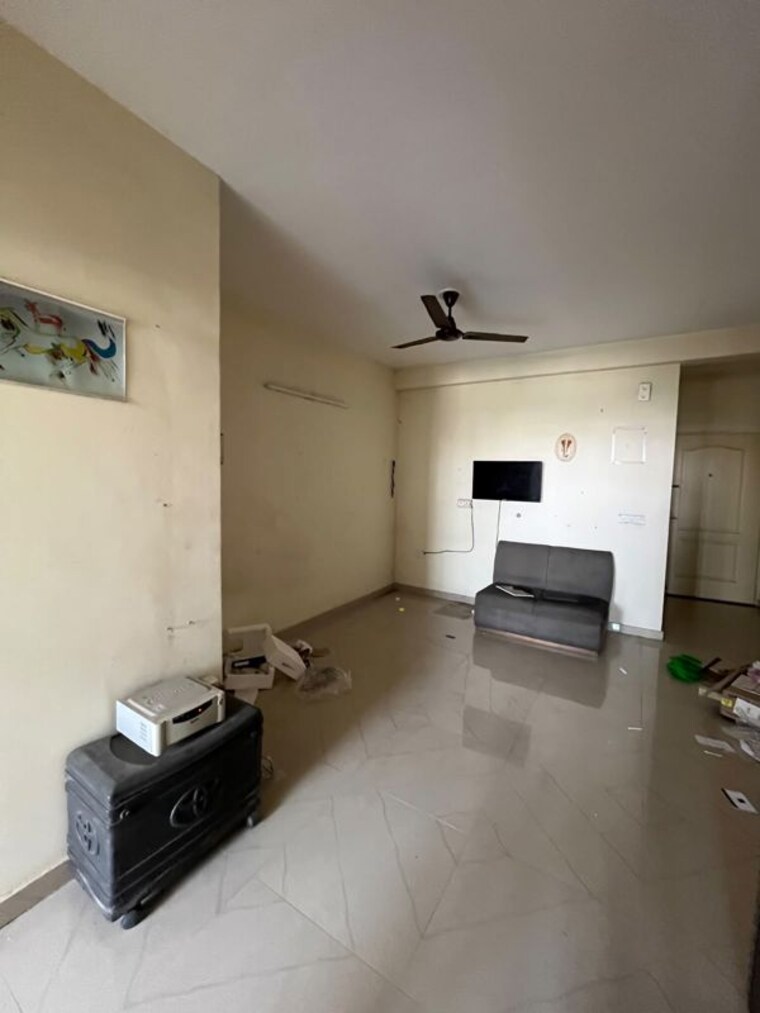 Bathroom, pyramid-fusion-homes 2 Bedroom 698 Sq.Ft. Apartment In Sector 70a Gurgaon 10727656