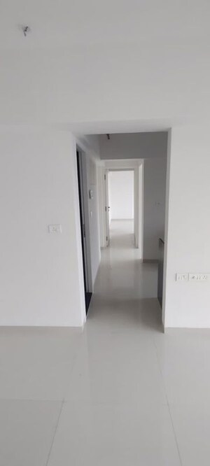  2 BHK Apartment at Rustomjee Bella Phase 1, Bhandup West – for Sale