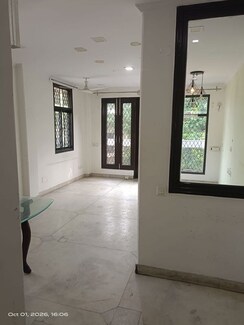 3 BHK +Builder Floor For Rent in Sarvapriya Vihar