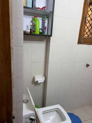 Furnished Amenities in 3 BHK Apartment at Aman Vihar – for Rent