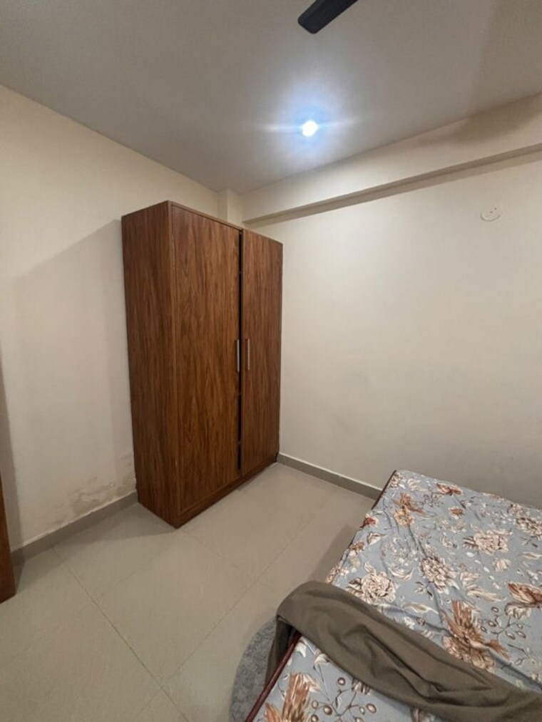 Room, unitech-south-city-ii 2 Bedroom 1000 Sq.Ft. Builder Floor In Sector 50 Gurgaon 10727743