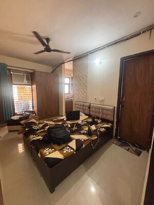 Bedroom in 2 BHK Builder Floor at Unitech South City II, Sector 50 – for Rent