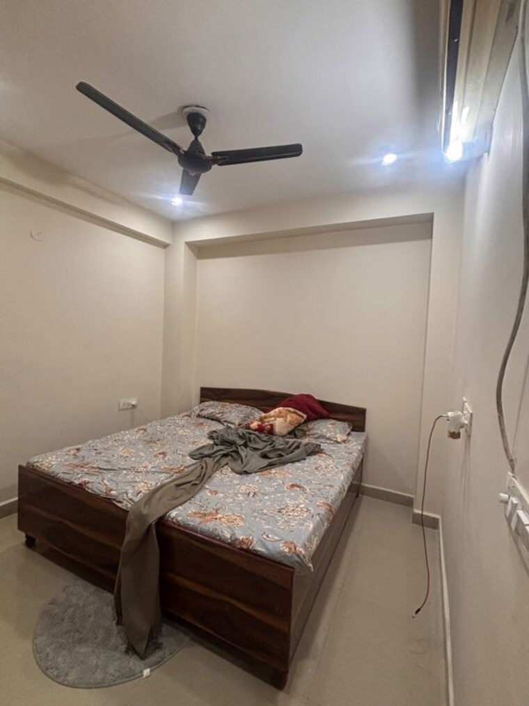 Bedroom, unitech-south-city-ii 2 Bedroom 1000 Sq.Ft. Builder Floor In Sector 50 Gurgaon 10727743