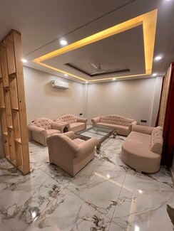 4 BHK +Builder Floor For Rent in Sector 38