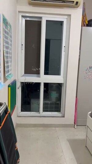 Building Lobby in 2 BHK Apartment at Dosti Oak, Balkum Pada – for Rent