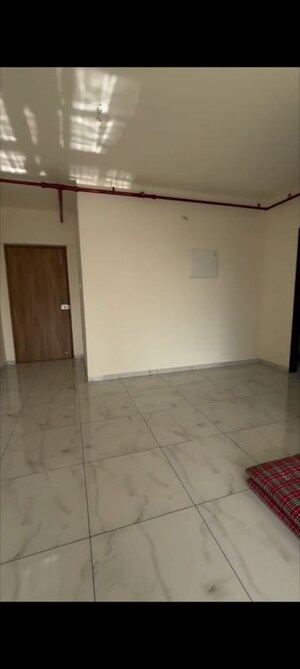 Room in 2 BHK Apartment at Kurla East – for Rent