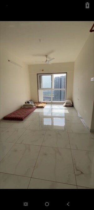 Room in 2 BHK Apartment at Kurla East – for Rent