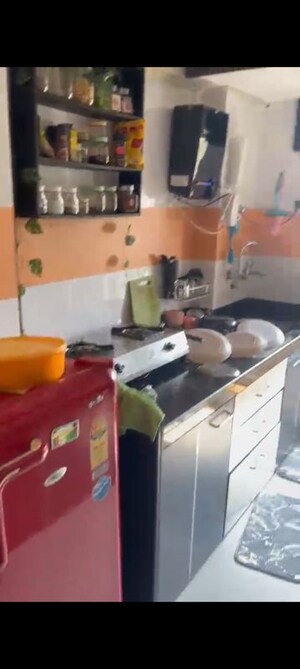 Team Area in 1 BHK Apartment at Kurla East – for Rent