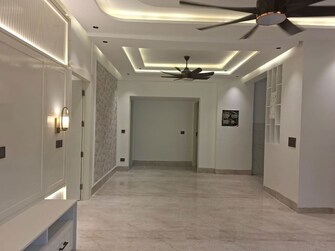 3 BHK +  1705 Sq.Ft. Apartment in Unitech Horizon