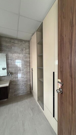 Building Lobby in 4 BHK Builder Floor at The Saffron Homes, Sector 50 – for Rent
