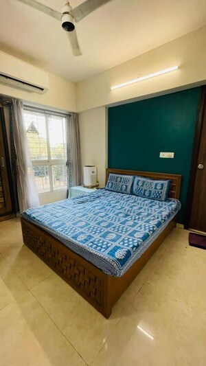 1 BHK Apartment For Rent in Raymond Ten X Habitat, Pokhran Road No Two