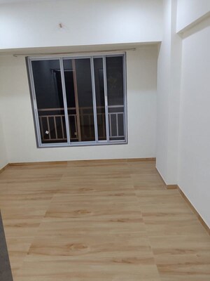 Room in 1 BHK Apartment at Avirahi Homes, Borivali West – for Rent