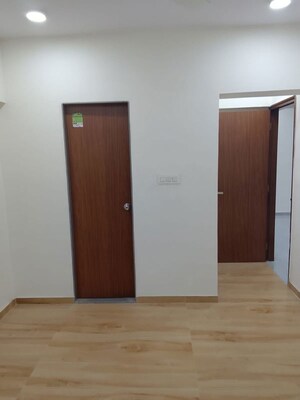 Room in 1 BHK Apartment at Avirahi Homes, Borivali West – for Rent