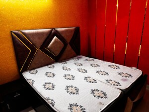 Bedroom in 1 BHK Builder Floor at Malviya Nagar – for Rent
