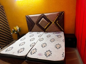 Furnished Amenities in 1 BHK Builder Floor at Malviya Nagar – for Rent