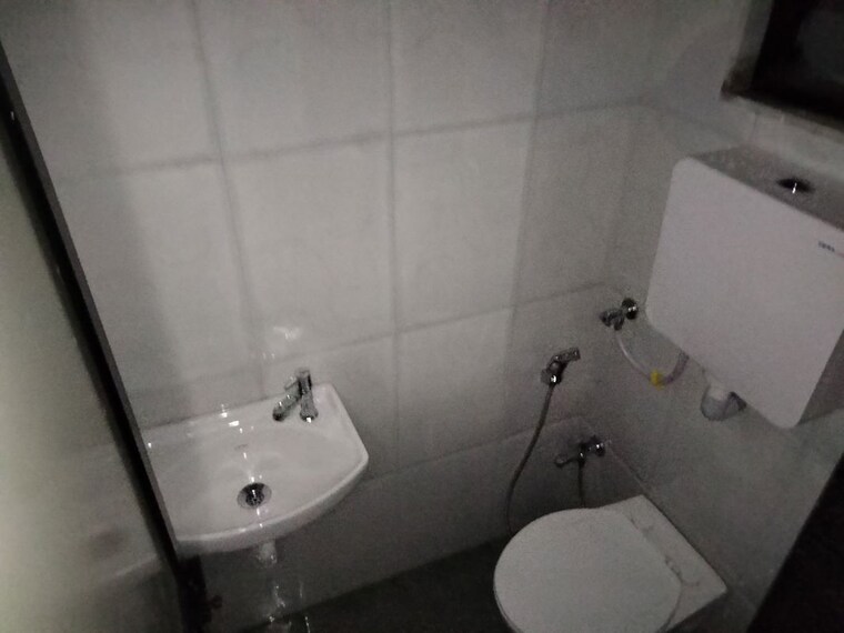Bathroom, durvas-chs 2 Bedroom 900 Sq.Ft. Apartment In Nalasopara East Palghar 10727851