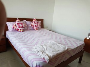 Bedroom in 4 BHK Apartment at Beach Tower, Prabhadevi – for Rent