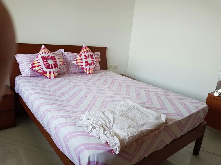 Bedroom, beach-tower 4 Bedroom 1800 Sq.Ft. Apartment In Prabhadevi Mumbai 10727842