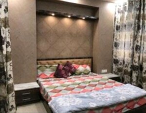 Bedroom in 4 BHK Apartment at Parsvnath Planet Plaza, Gomti Nagar – for Rent