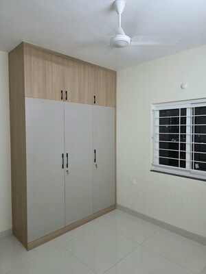 Room in 2 BHK Apartment at My Home Sayuk, Tellapur – for Rent