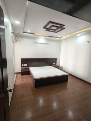 3.5 BHK Apartment For Rent in Rishita Manhattan, Gomti Nagar