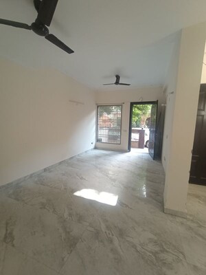 3.5 BHK Villa For Rent in Amrapali Leisure Valley