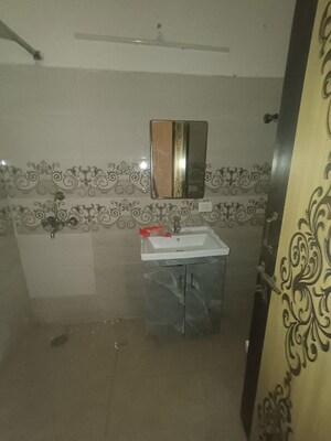 Bathroom in 3.5 BHK Villa at Amrapali Leisure Valley – for Rent