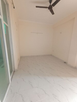 Bathroom in 3.5 BHK Villa at Amrapali Leisure Valley – for Rent