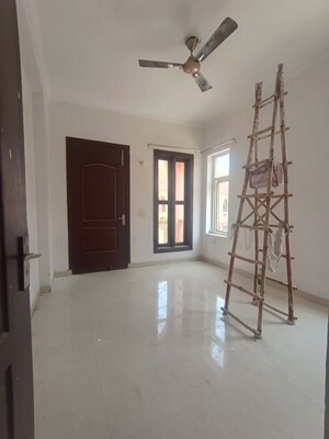 Staircase in 3.5 BHK Villa at Amrapali Leisure Valley – for Rent