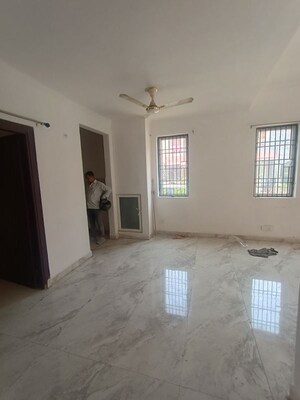 Furnished Amenities in 3.5 BHK Villa at Amrapali Leisure Valley – for Rent
