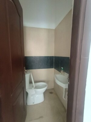 Living Room in 3.5 BHK Villa at Amrapali Leisure Valley – for Rent