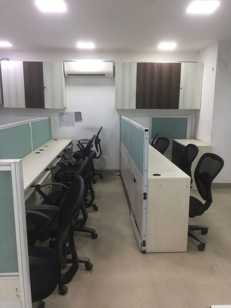 Team Area, netaji subhash place Commercial Office Space 839 Sq.Ft. In Netaji Subhash Place Delhi 10727957