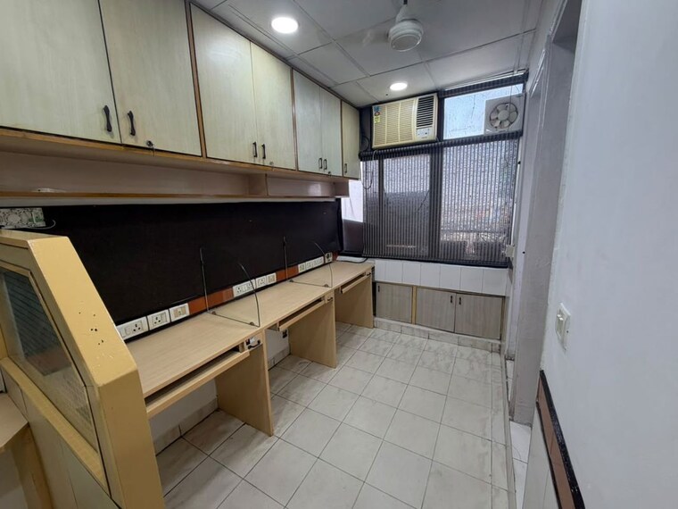 Kitchen, netaji subhash place Commercial Office Space 496 Sq.Ft. In Netaji Subhash Place Delhi 10727960