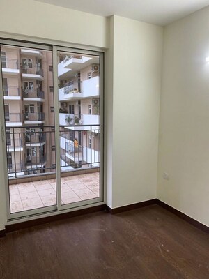 Room in 2 BHK Apartment at Shree Vardhman Victoria, Sector 70 – for Rent