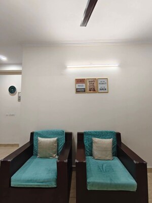 Furnished Amenities in 2 BHK Apartment at AIG Park Avenue, Sector 4 Greater Noida – for Rent
