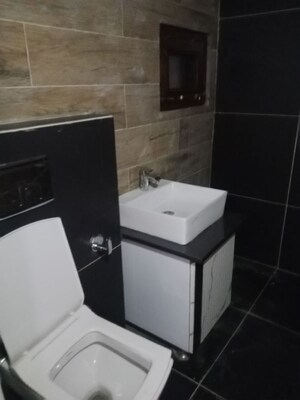 Bathroom in 4 BHK Builder Floor at Baberpur Mandi – for Rent