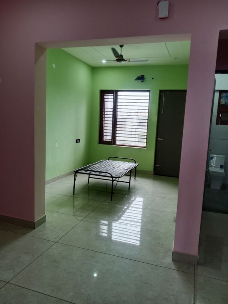 Room, sector 18 2.5 Bedroom 1506 Sq.Ft. Builder Floor In Sector 18 Panipat 10728026