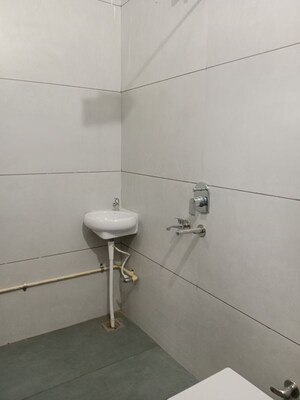 Bathroom in 2.5 BHK Builder Floor at Sector 18 – for Rent