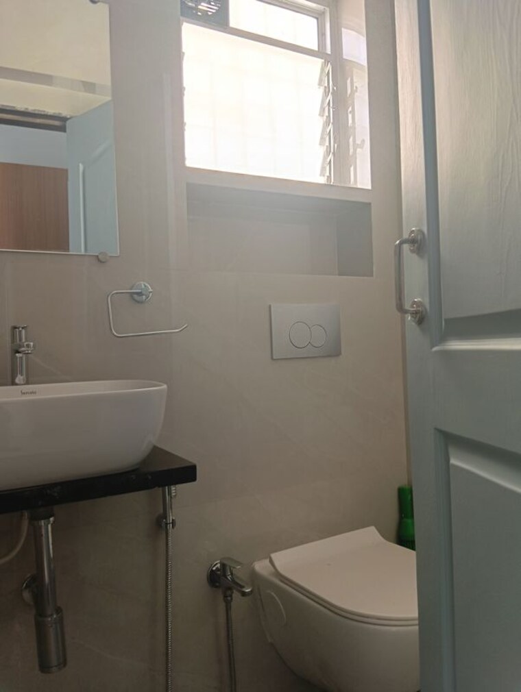 Bathroom, hdil-dheeraj-diamond 2 Bedroom 885 Sq.Ft. Apartment In Malad West Mumbai 10728053