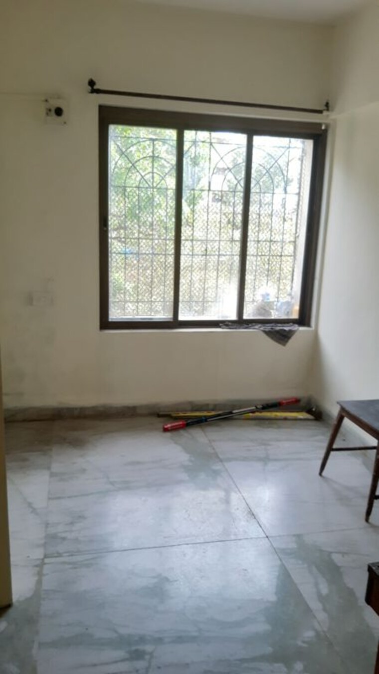 Room, naupada 2 Bedroom 740 Sq.Ft. Apartment In Naupada Thane 10728058