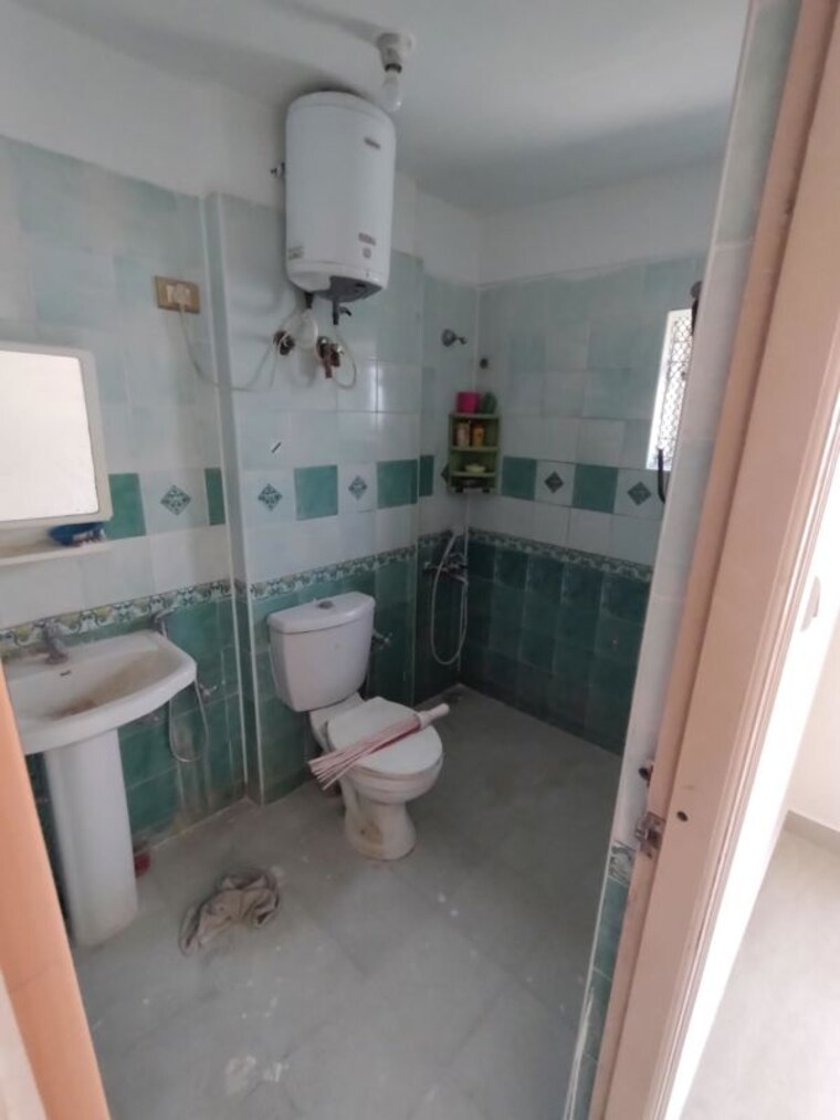 Bathroom, santara-magan-place-ii 3 Bedroom 1535 Sq.Ft. Apartment In Hulimavu Bangalore 10728074