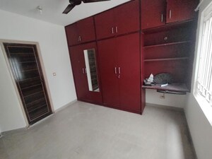 Room in 3 BHK Apartment at Santara Magan Place II, Hulimavu – for Rent