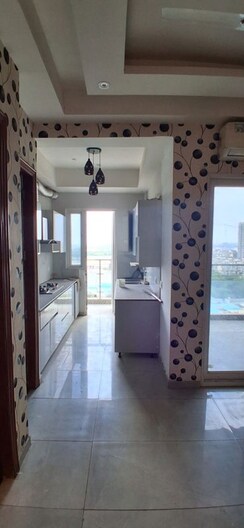 2 BHK Apartment For Rent in Overseas Apartment