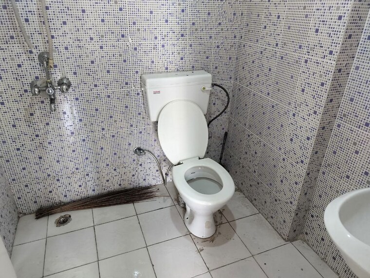 Bathroom, conscient-habitat-102 3 Bedroom 745 Sq.Ft. Apartment In Sector 102 Gurgaon 10728138
